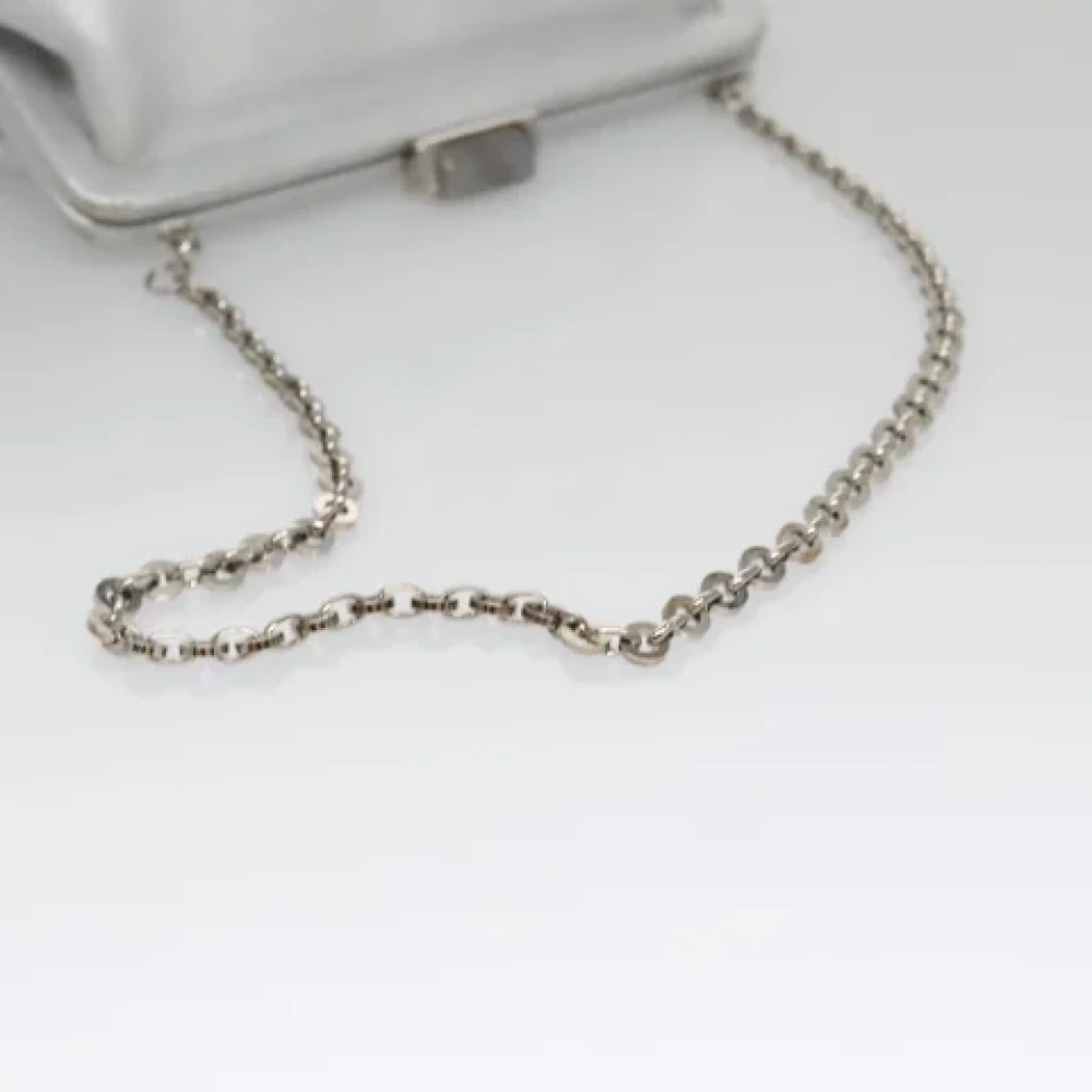 Salvatore Ferragamo Pre-owned Leather shoulder-bags Gray Dames