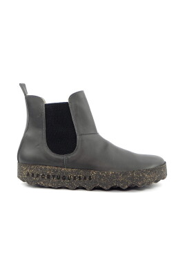 chelsea-boots