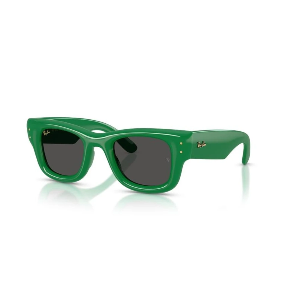 Ray-Ban Unisex Sunglass Wayfarer Puffer - Frame color: Green, Lens color: Ultra Black - Image 5