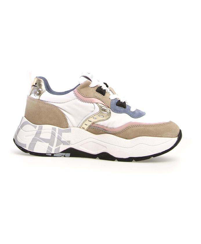beige-sneakers-city-chic-design