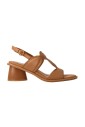 leren-dames-sandaal-elegante-stijl
