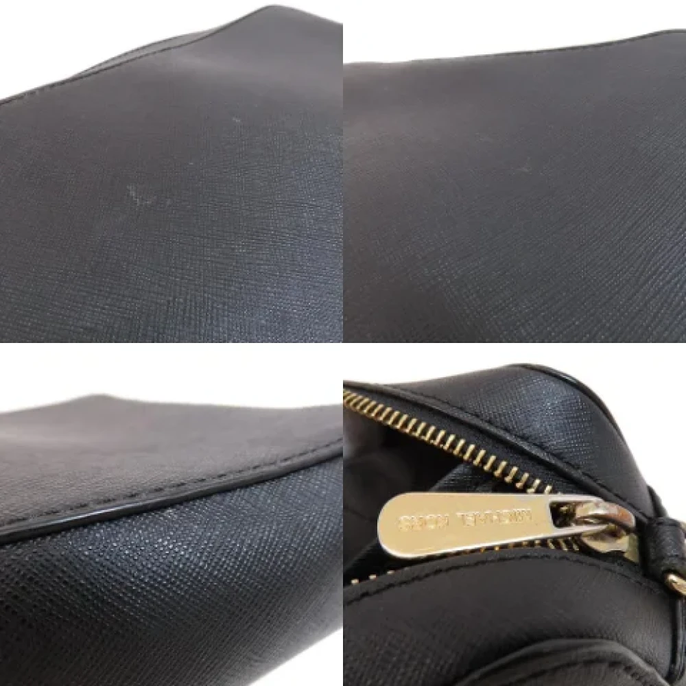 Michael Kors Pre-owned Plastic shoulder-bags Black Dames