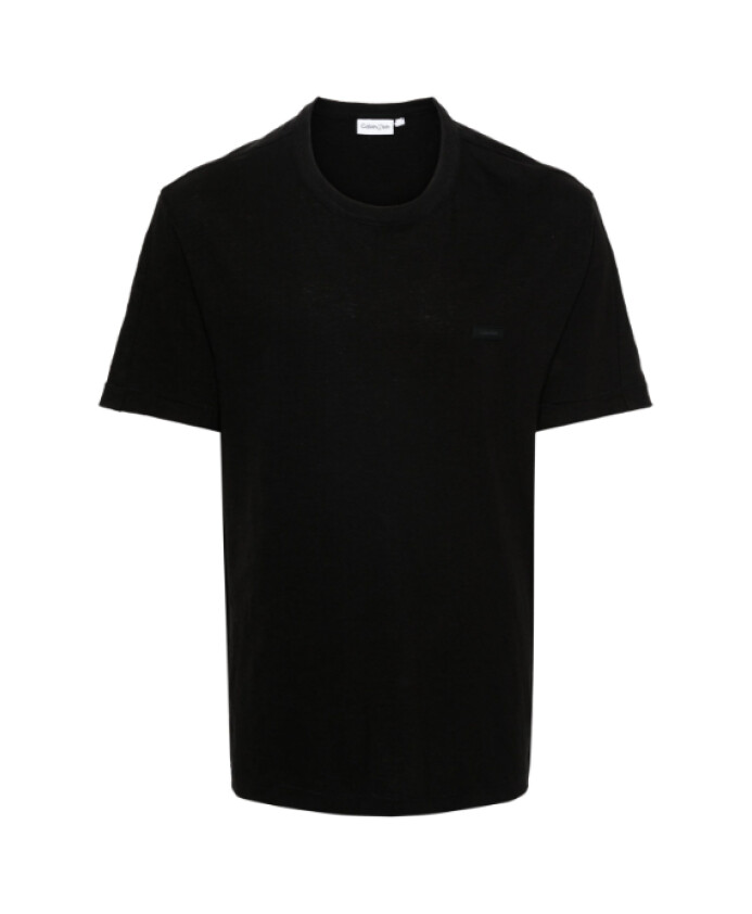black-logo-patch-t-shirt
