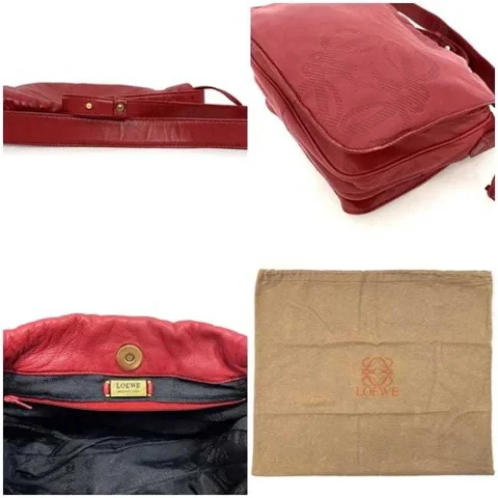 Loewe Pre-owned Leather shoulder-bags Red Dames