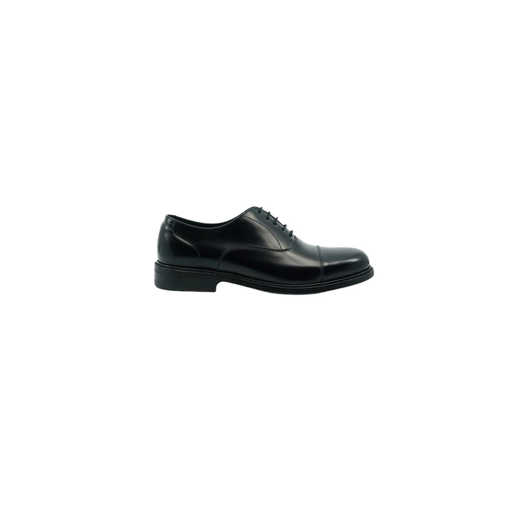 Shoes > Flats > Business Shoes - - Berwick - Modalova