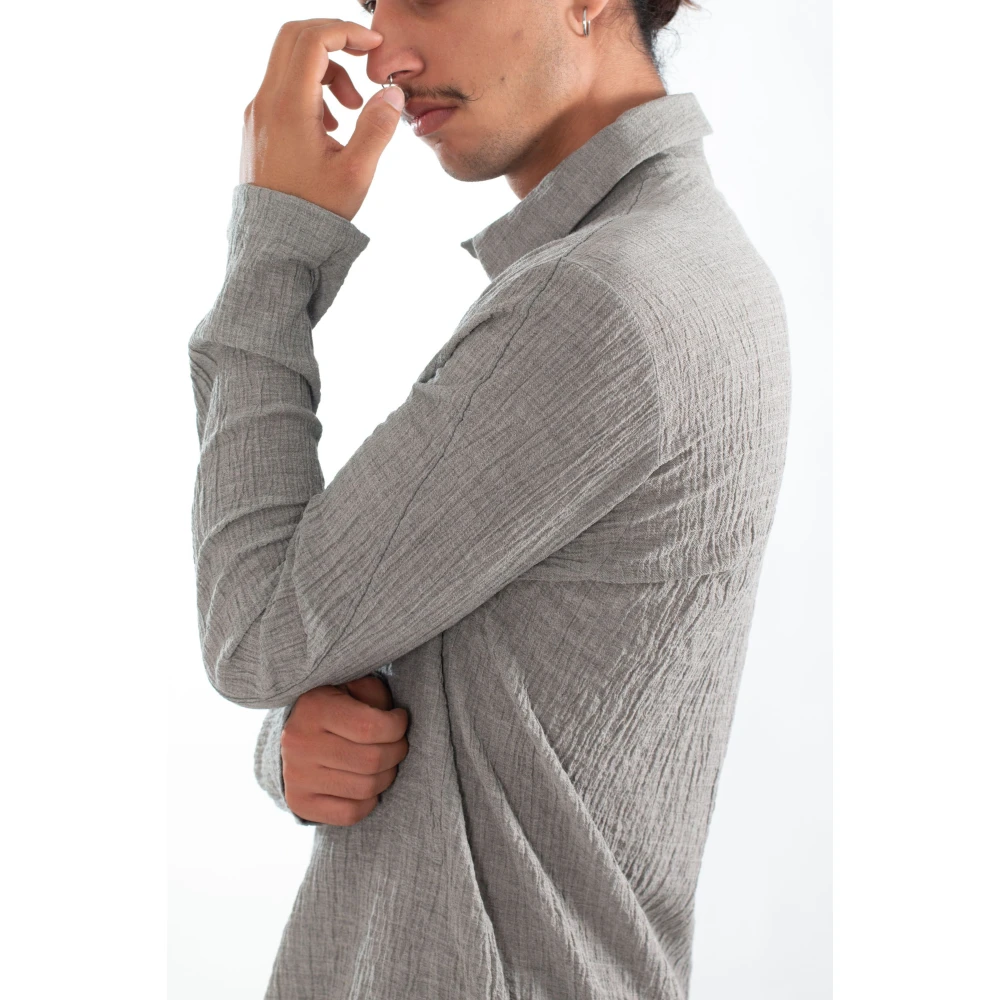 Transit Geëmbosseerd los shirt Gray Heren