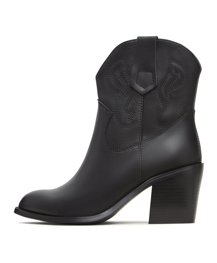 bottines-elegantes-en-daim-marron-noir