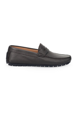 brown-moccasins-summer-style