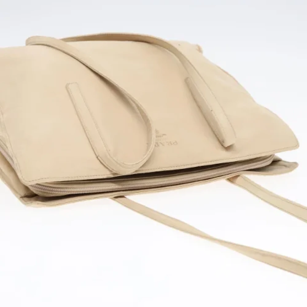Prada Vintage Pre-owned Leather prada-bags Beige Dames