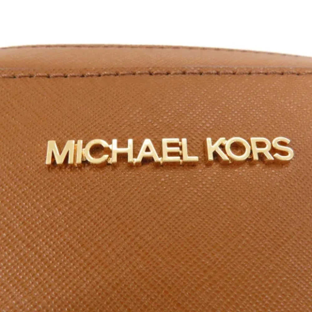 Michael Kors Pre-owned Plastic shoulder-bags Brown Dames
