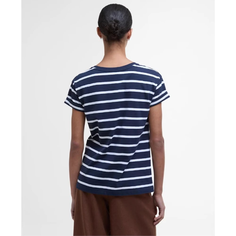 Barbour Blauwe T-shirts en Polos met Zak Blue Dames