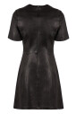 mini-robe-en-cuir-boutonnee-devant-drapee
