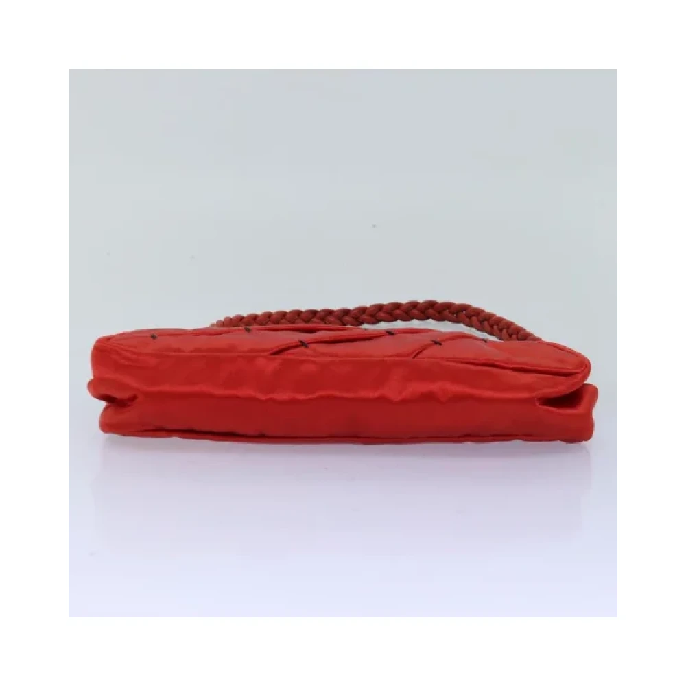 Valentino Vintage Pre-owned Satin shoulder-bags Red Dames