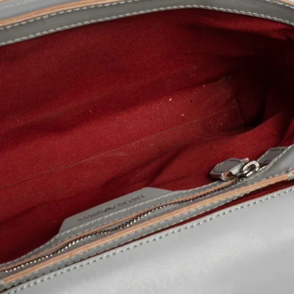 Armani Pre-owned Leather shoulder-bags Gray Dames
