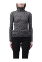 haut-noir-elegant-a-manches-longues