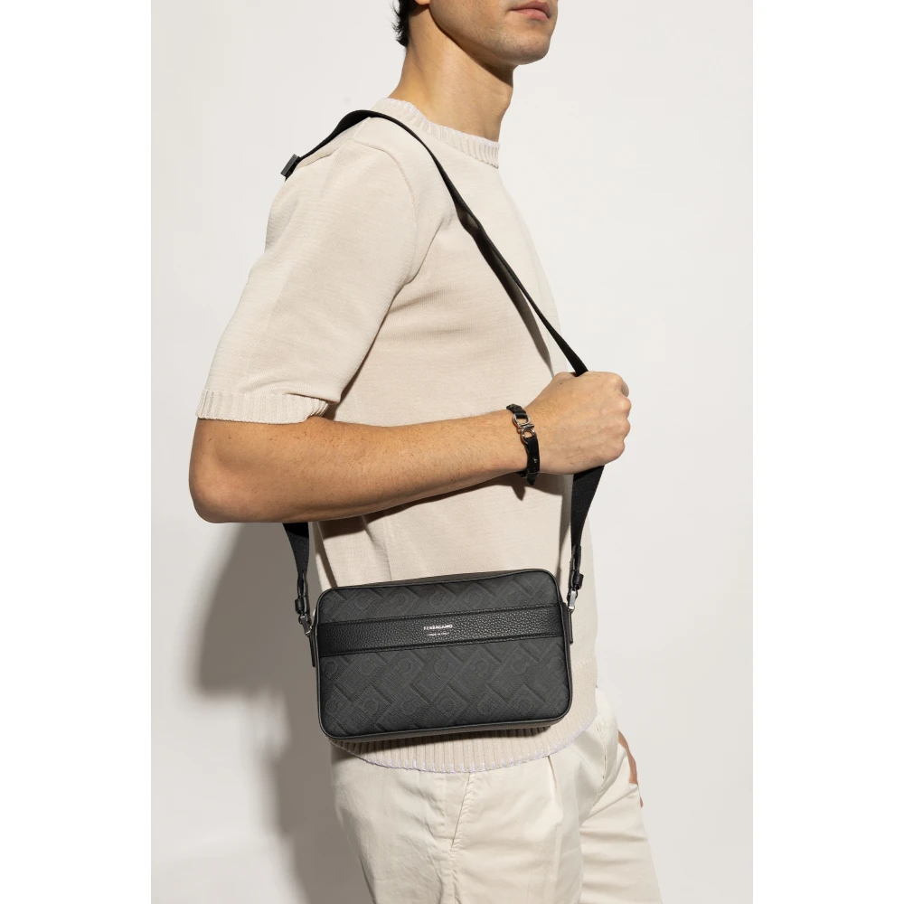 Salvatore Ferragamo Schoudertas met monogram Gray Heren
