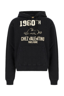 stylish-sweatshirt-for-men-and-women