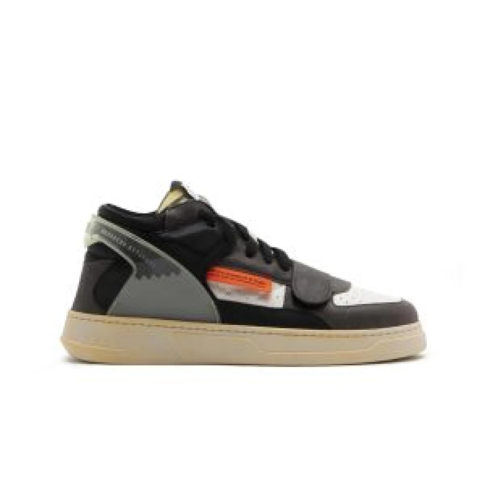 Run Of Men's Black Sneakers,, Vintage Leather Trainers Size 9 Uk