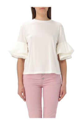 ruffle-sleeve-black-t-shirt