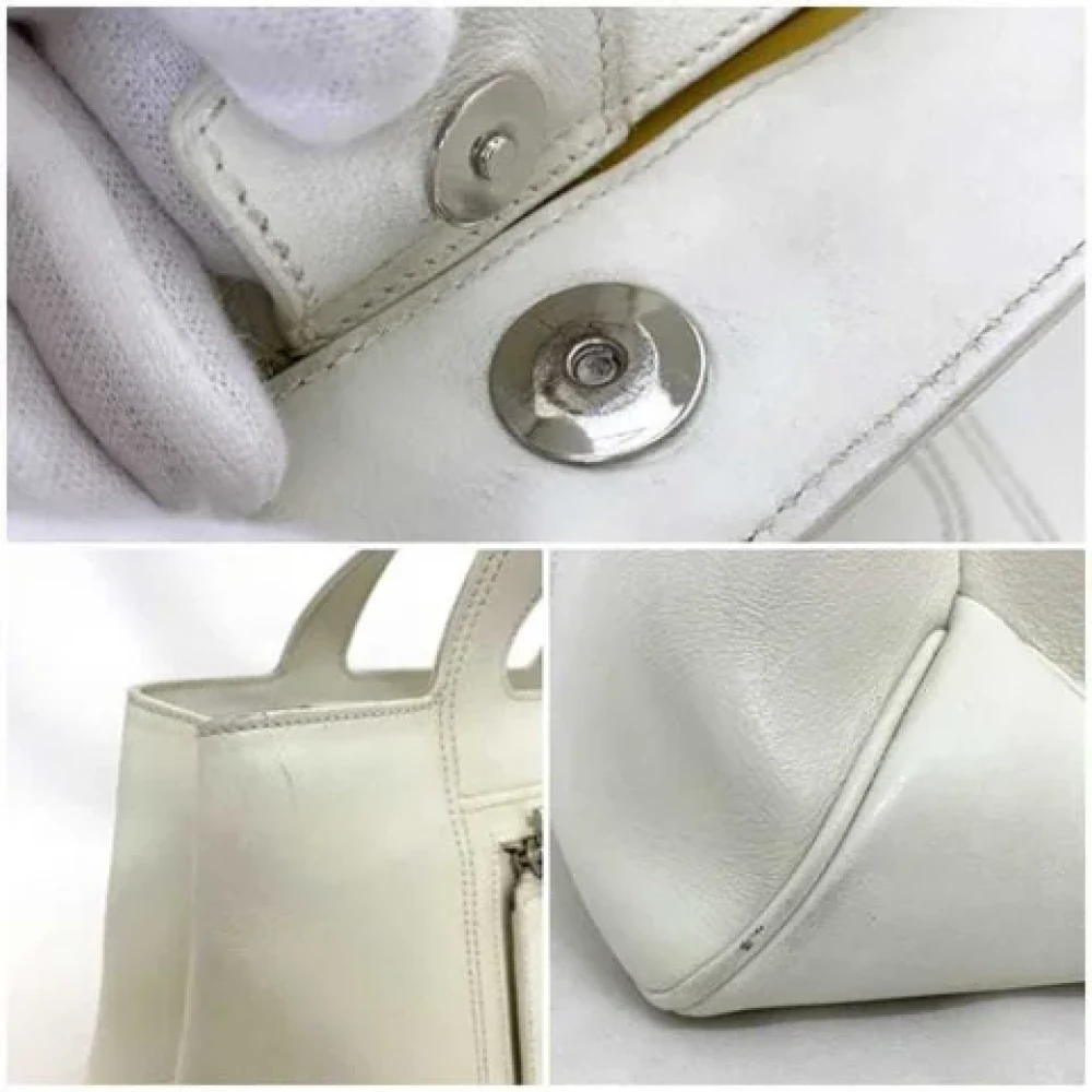 Salvatore Ferragamo Pre-owned Fabric totes Beige Dames