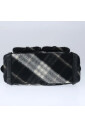 pre-owned-wool-handbags