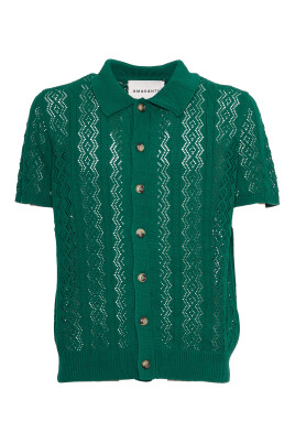 klassisk-polo-skjorte-med-maroon-detalje
