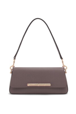brown-leather-shoulder-bag
