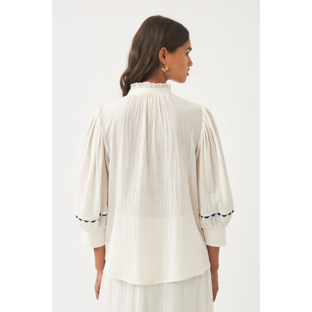 Antik batik Met de hand geborduurde blouse Clotilda White Dames