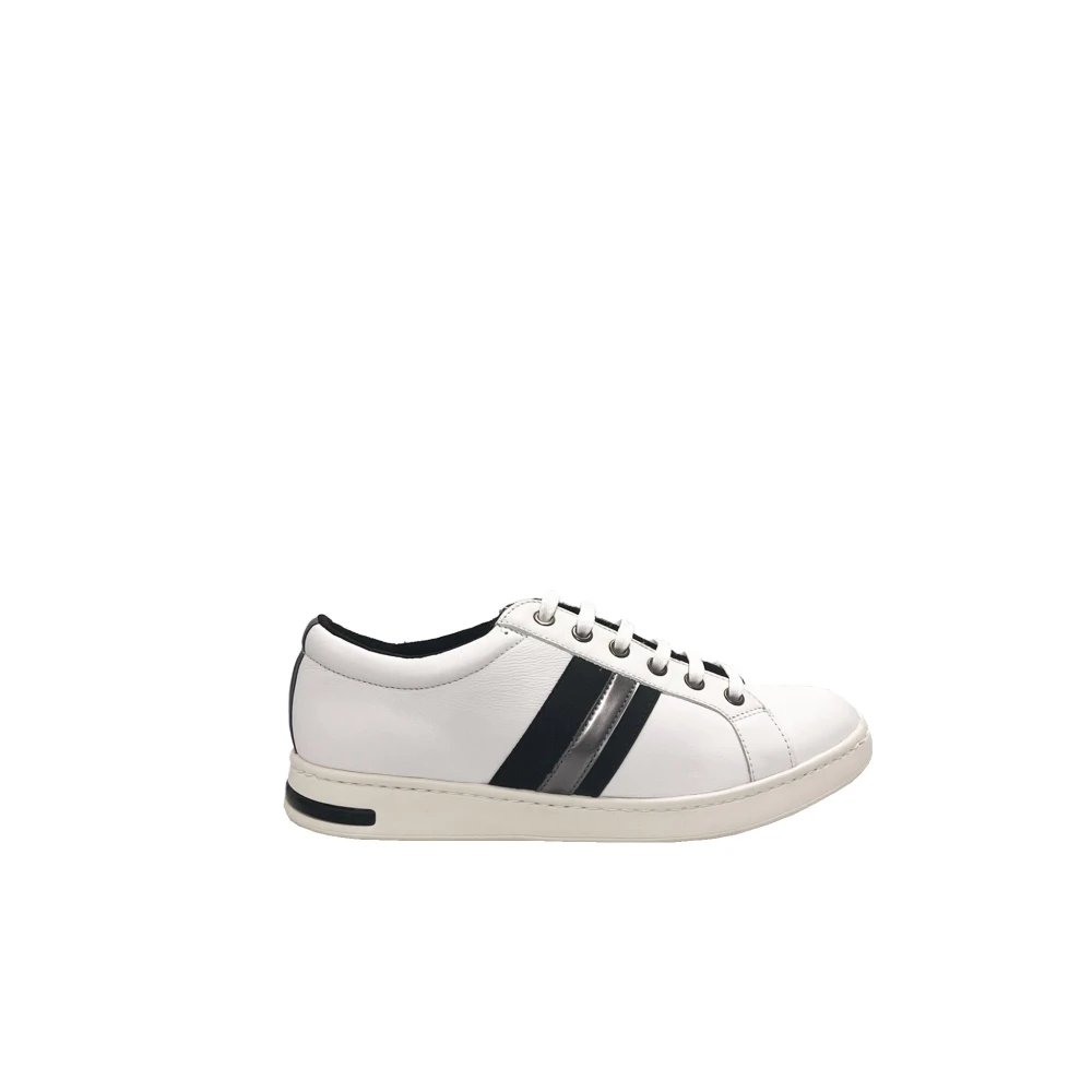 Geox Sneakers met ronde neus en veters Dames Schoenen Wit
