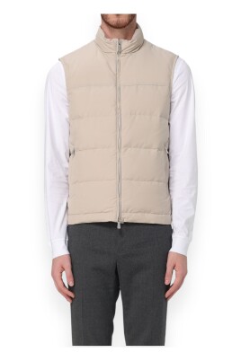 stylish-gilet-for-a-modern-look