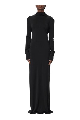 robe-midi-elegante-noire