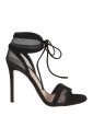 sandales-noires-a-ailes-de-papillon