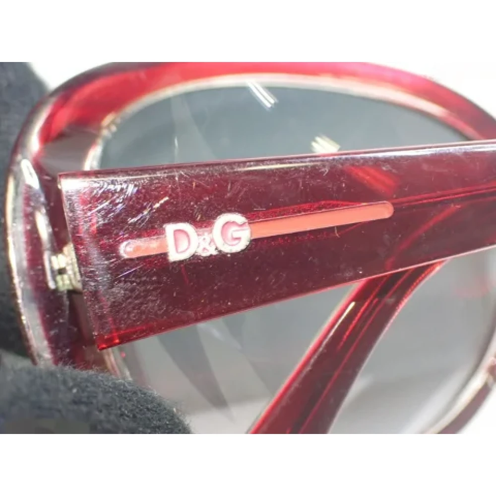 Dolce & Gabbana Pre-owned Plastic sunglasses Red Dames