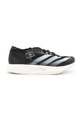 low-top-sneakers