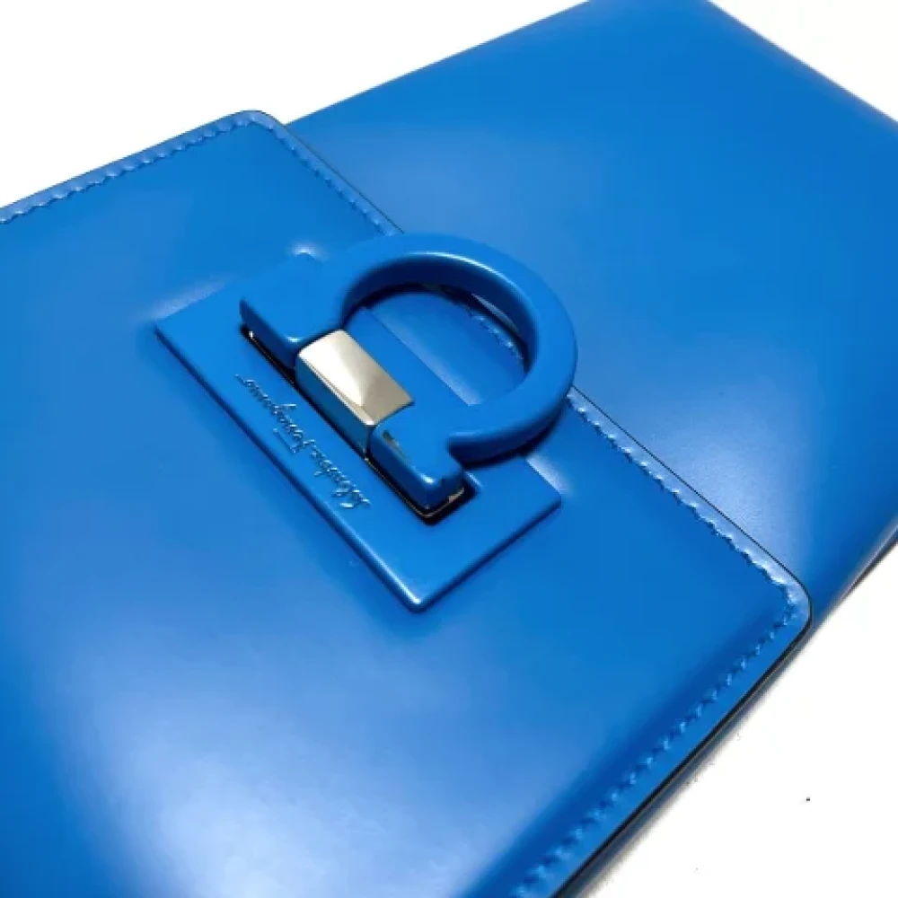 Salvatore Ferragamo Pre-owned Leather home-office Blue Dames
