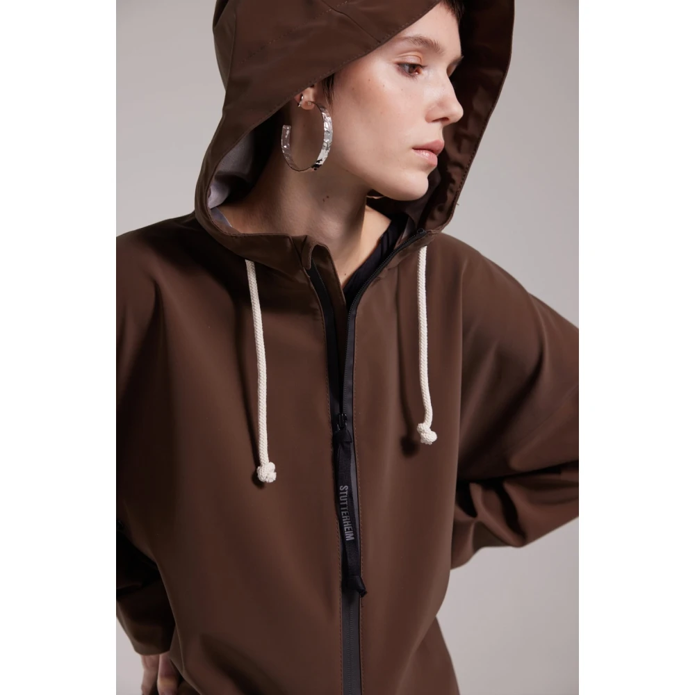 Stutterheim Mat Lang Regenjas met Aqua Guard Rits Brown Dames