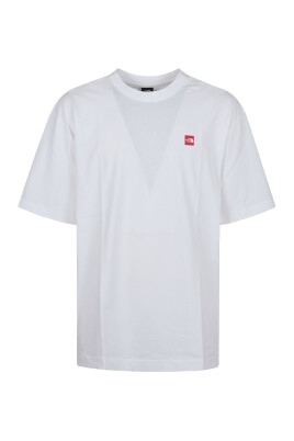 oversized-kortaermet-t-shirt
