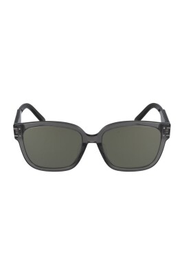 signature-woman-sunglasses
