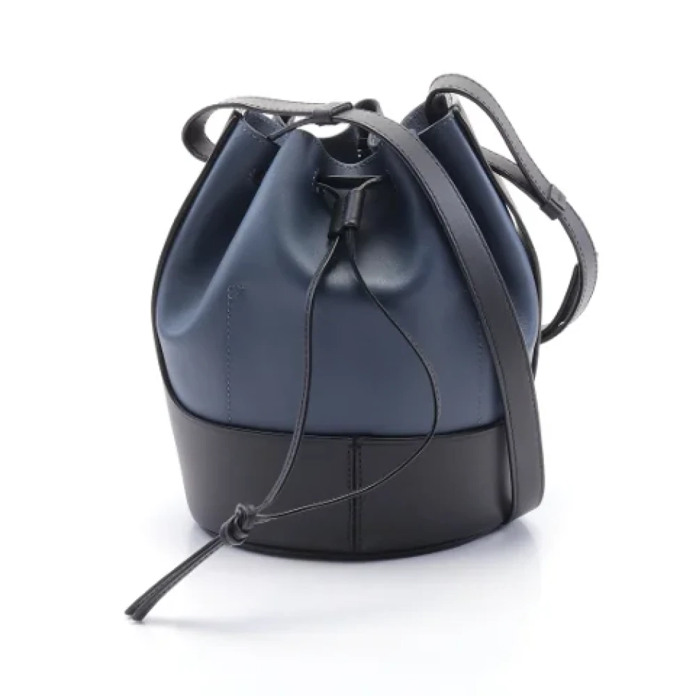 Loewe Pre-owned Leather shoulder-bags Black Dames