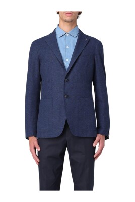 tailored-blazer-patch-pockets