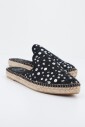 espadrilles-plates-elegantes-pour-femmes
