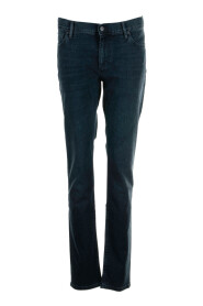 Straight Jeans