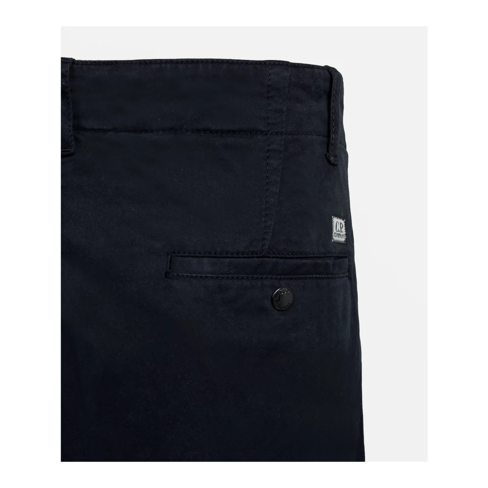 C.P. Company Zwarte broek met zakdetail en logo op het been Blue Heren