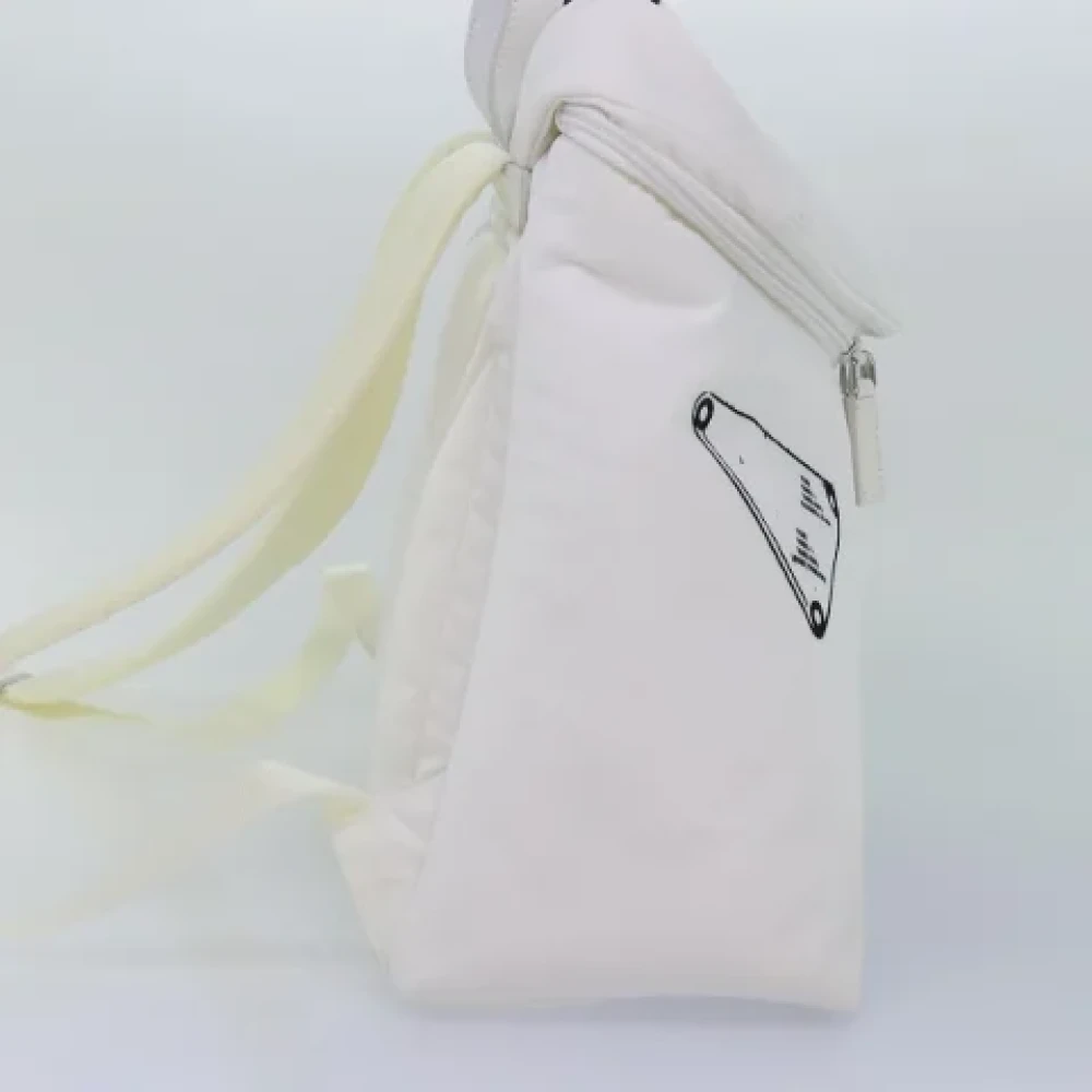 Prada Vintage Pre-owned Nylon backpacks White Dames