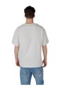 white-short-sleeve-t-shirt