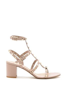 Rockstud Mellanklackad Sandal