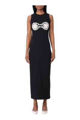 elegant-ribbed-knit-midi-dress