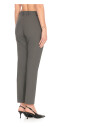 grijze-rechte-broek-met-riemlussen