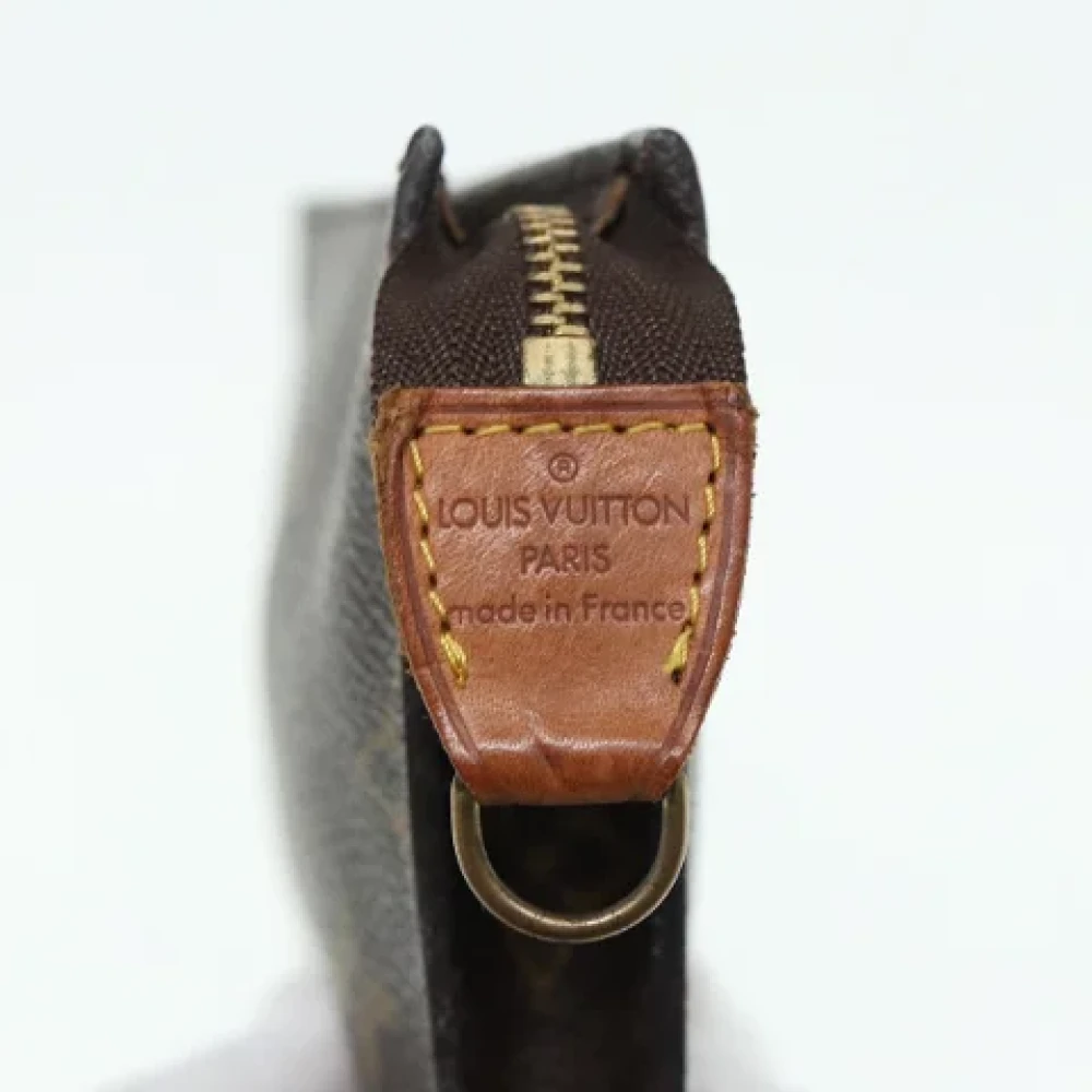Louis Vuitton Vintage Pre-owned Canvas pouches Brown Dames