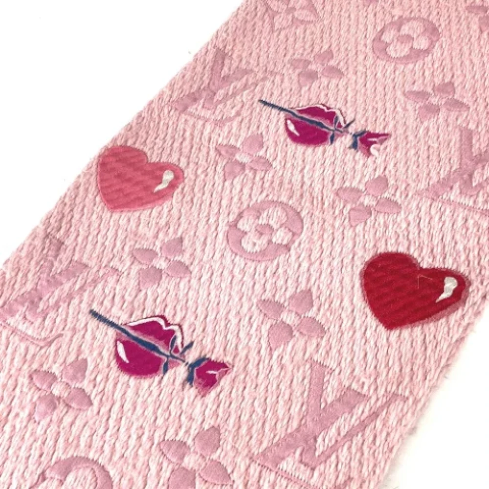 Louis Vuitton Vintage Pre-owned Wool scarves Pink Dames